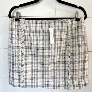 Mi ami by Francesca's‎ Amelia Plaid Fringe Mini Skirt Large NWT Navy & Cream